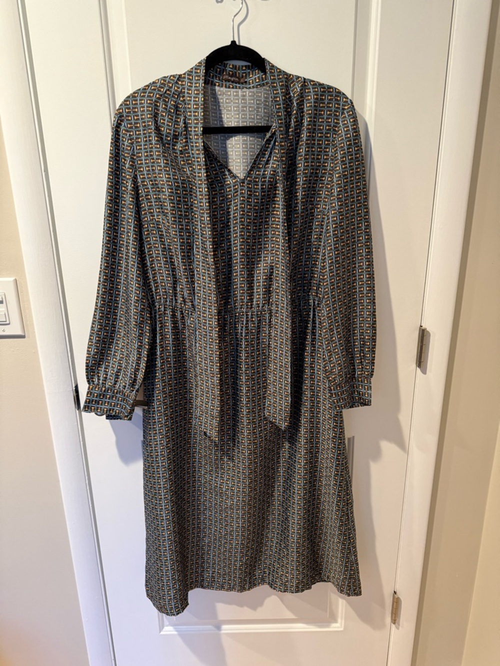 J. McLaughlin Geometric Midi Tie-Neck Dress in Black and Brown